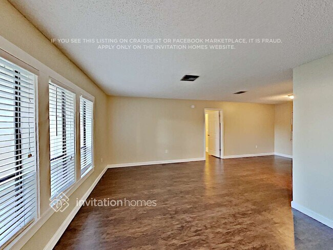 Foto del edificio - 2711 Citron Dr