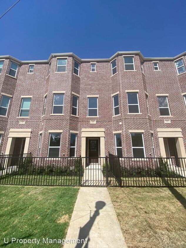 Primary Photo - 3 br, 3.5 bath House - 309 N MILL Street