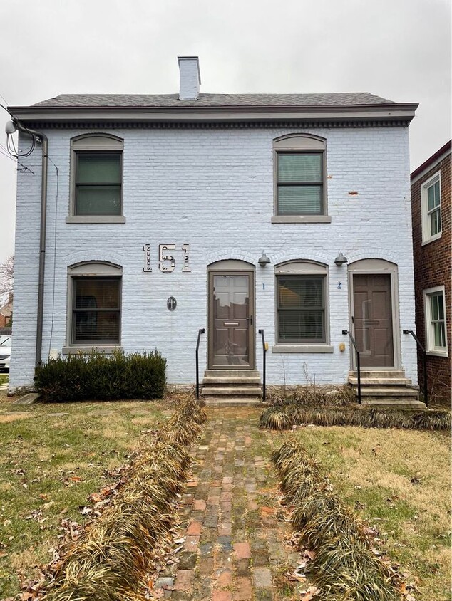 Primary Photo - 151 Constitution St