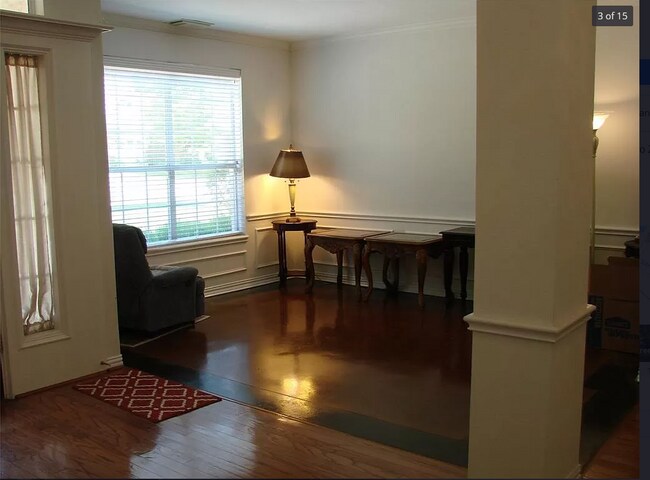 Foto del edificio - 1605 Berwick Dr
