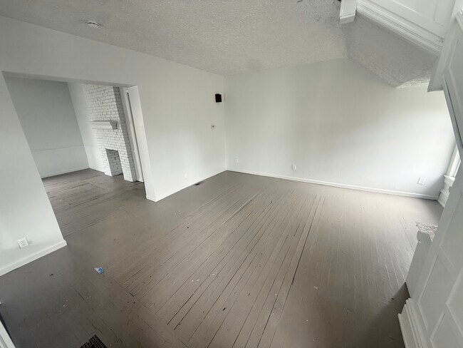 Foto del edificio - 343 Cedar Ave
