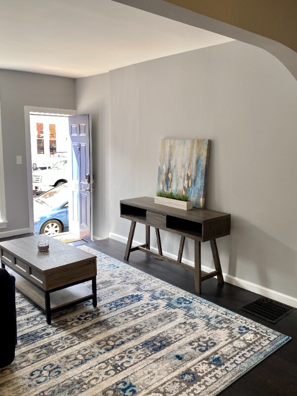 Foto del edificio - 1165 Cleveland St