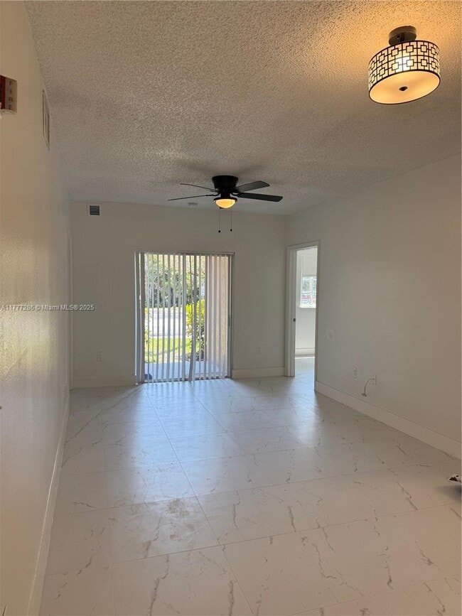 Building Photo - 3221 Sabal Palm Mnr