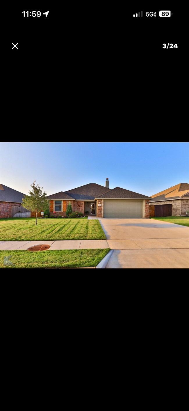 Building Photo - 325 Spg Pk Wy