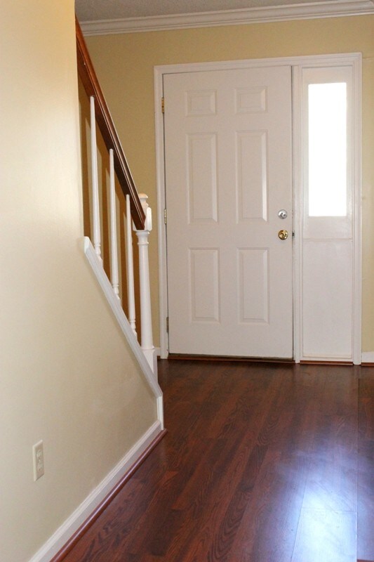 Foto del edificio - 246 Woodcastle Dr