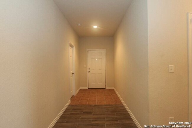 Building Photo - 4 br, 2 bath House - 3711 Lazy Diamond