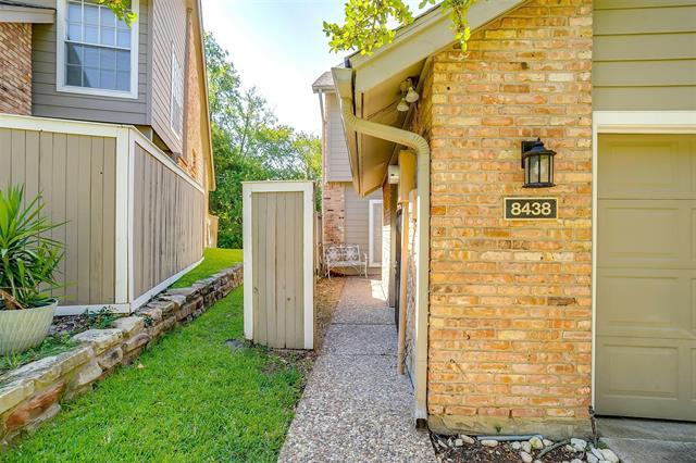 Building Photo - 8438 Brittania Way