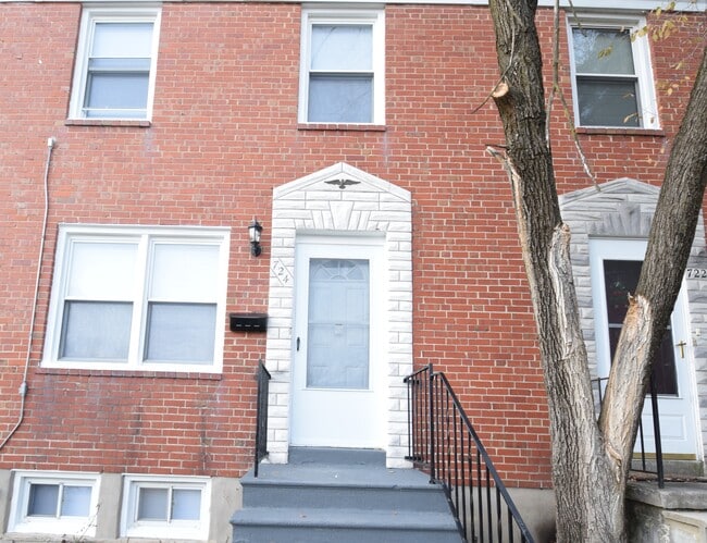 Building Photo - 724 S Woodington Rd