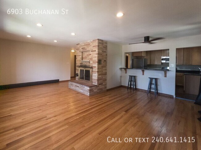 Foto del edificio - 6903 Buchanan St