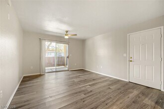 Building Photo - 555 E Silverado Ranch Blvd