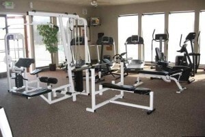 Building Photo - Large, Downstairs 2x2 Condo at Silver Cree...