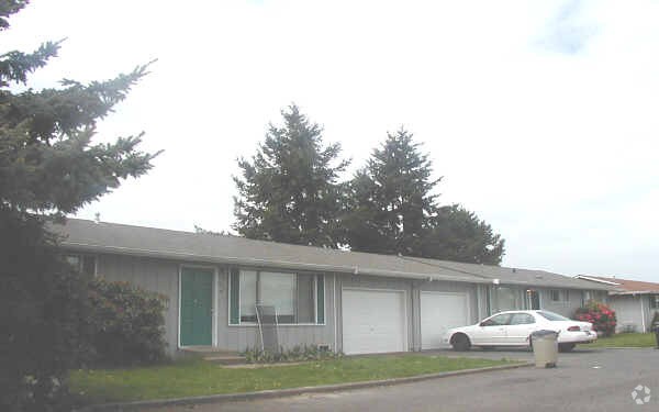 Foto del edificio - Glenn Court Apartments