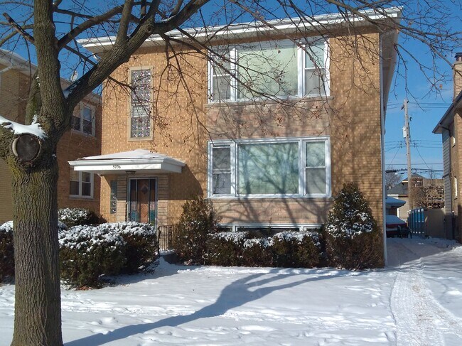 Foto del edificio - 5736 W Gunnison St