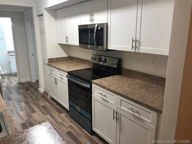 Foto del edificio - 11630 SW 2nd St
