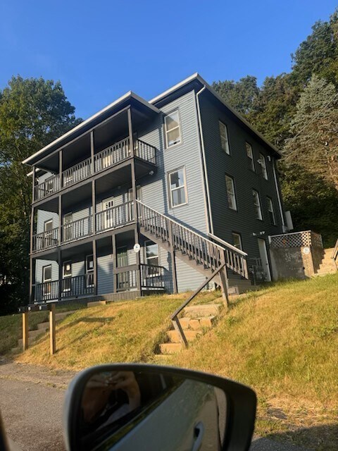 Foto del edificio - 16 Saint John St