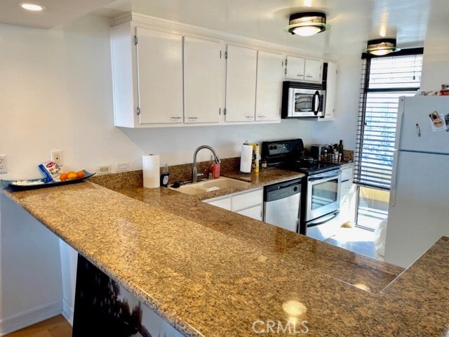 Building Photo - 4265 Marina City Dr