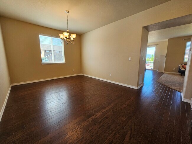 Building Photo - 5910 Traditions Dr