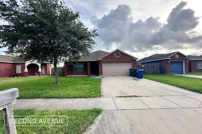 Building Photo - 3034 Santa Lucia St