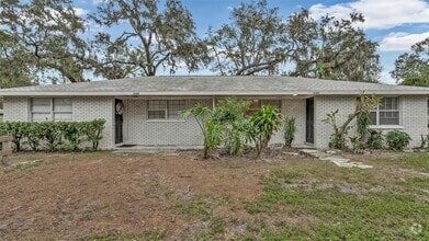 Building Photo - 5303 Oakwood Ct