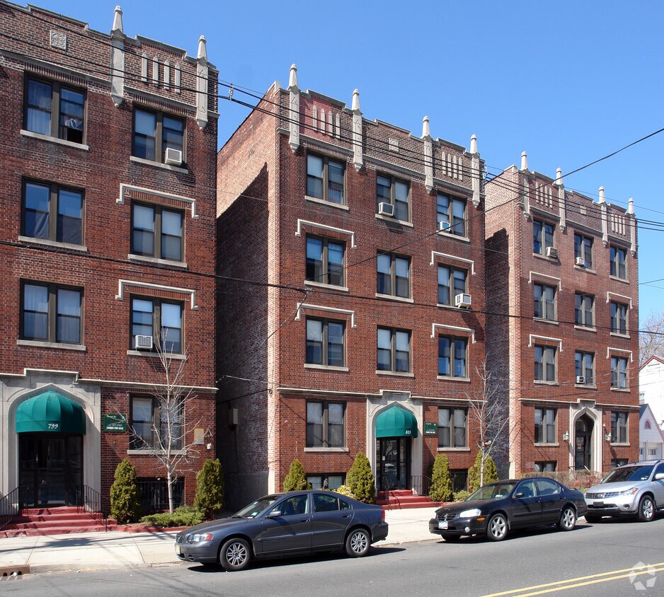 Foto principal - 803 Avenue A