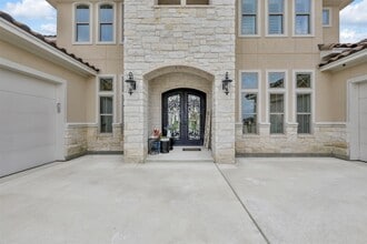Building Photo - 11683 Renaissance Dr