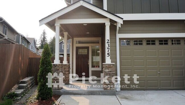 Building Photo - 3 Bedroom Home near McCormick Woods