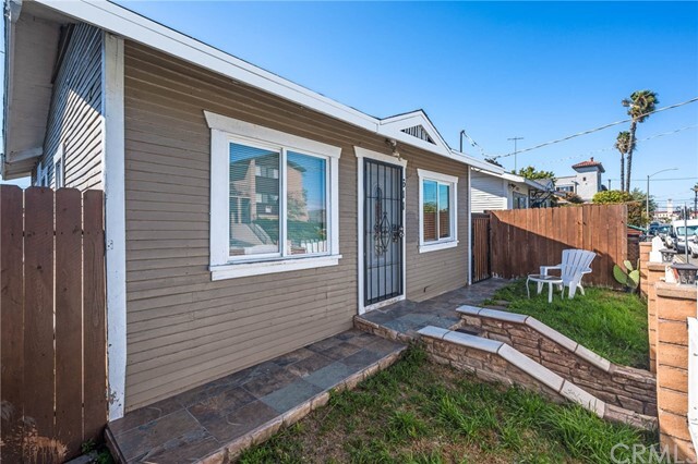 Building Photo - 611 N Lagoon Ave
