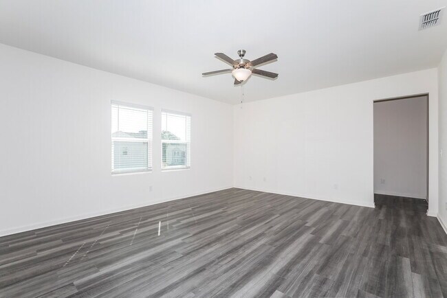 Foto del edificio - 132 Bentwater Wy