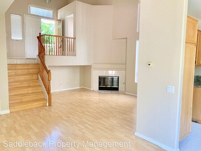 Building Photo - 3 br, 2.5 bath House - 1196 Mira Valle St.