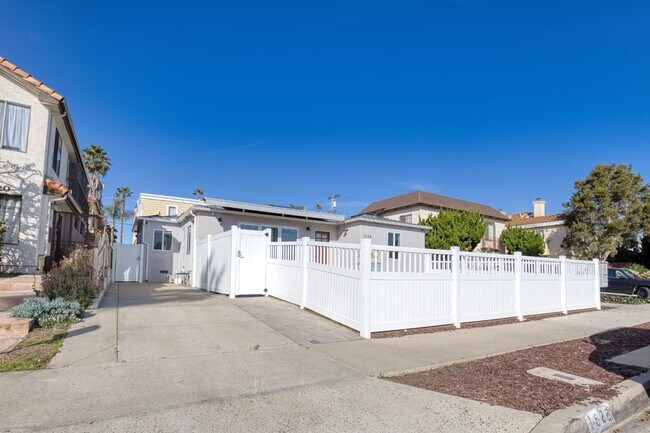 Foto del edificio - 1628 Thomas Ave