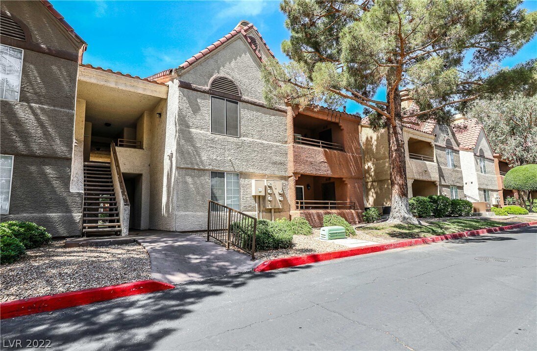 2200 S Fort Apache Rd Unit 2112, Las Vegas, NV 89117 Condo for Rent