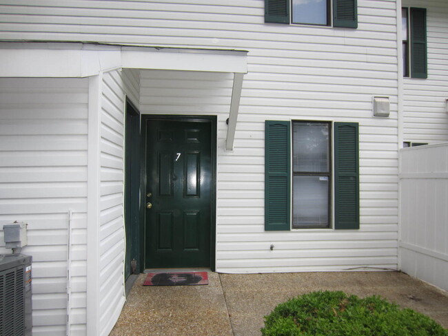 Foto del edificio - Avalon Townhomes - Washer & Dryer included!!