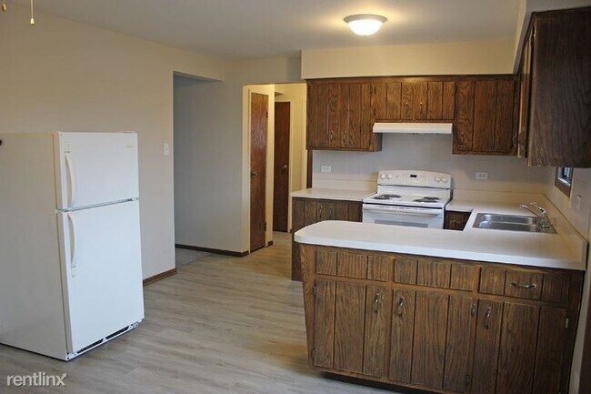 Building Photo - 6216 W 65th St