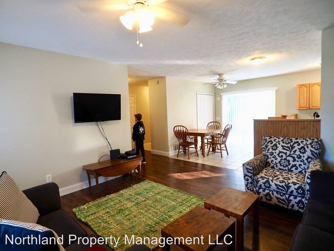 Foto del edificio - 730 Indian Trail Blvd