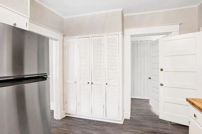 Foto del edificio - 3 Bedroom 2 Bathroom House in Mobile