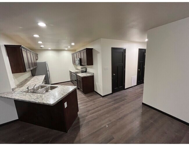 Foto del edificio - 305 Post Oak Dr