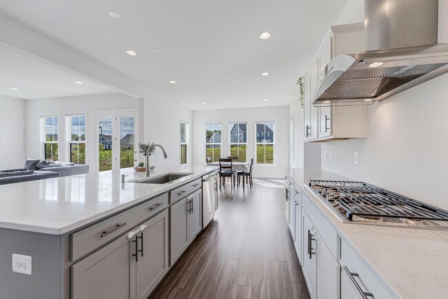 Foto del edificio - 23765 Fairfield Knl Ct
