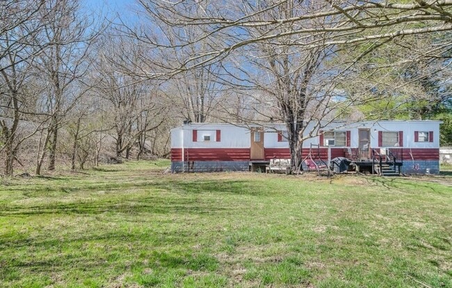 Building Photo - 258 Pico Rd