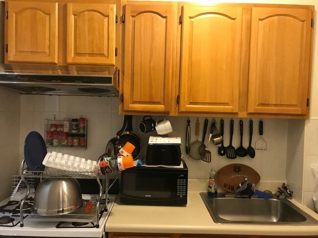 Foto del edificio - 1 br, 1 bath  - 3214 46th St