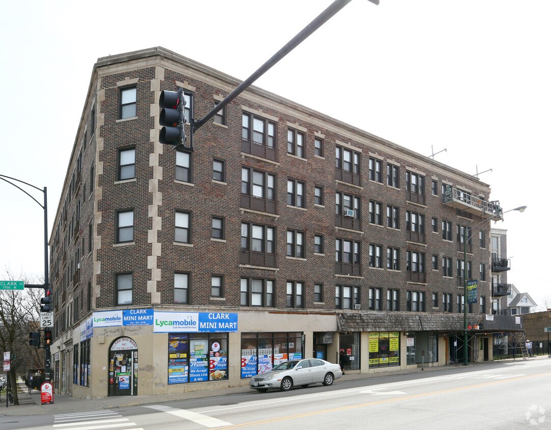 Foto del edificio - 6753-6761 N Clark St