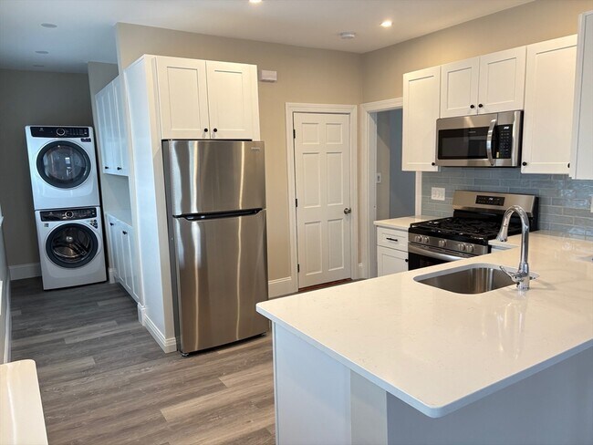 Foto del edificio - 62 Vernal St