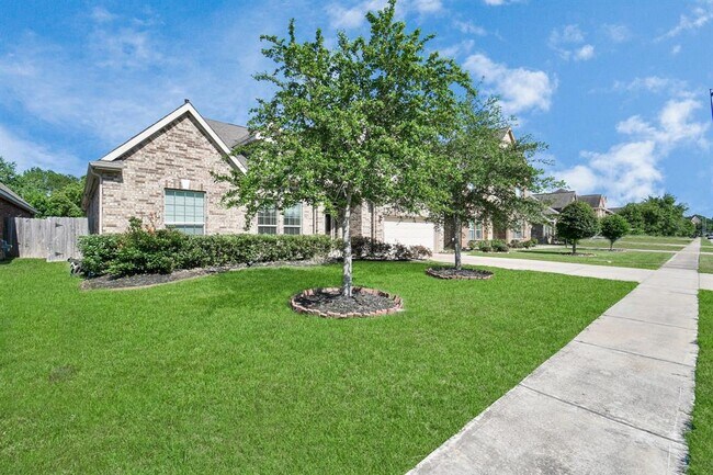 Foto del edificio - 1122 Boxwood Dr