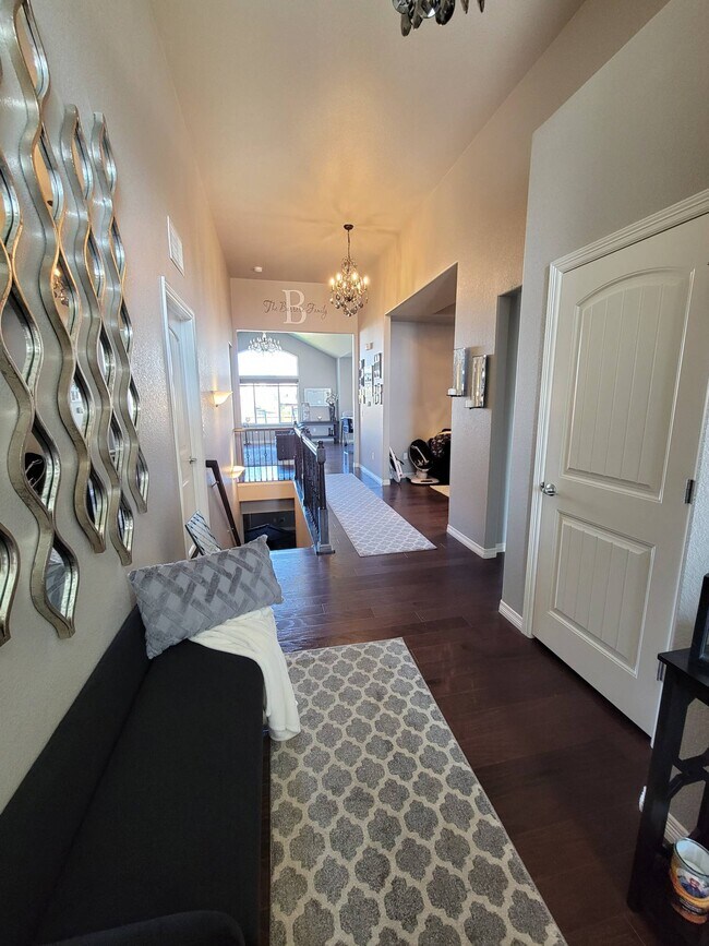 Building Photo - 1458 Moraine Valley Dr