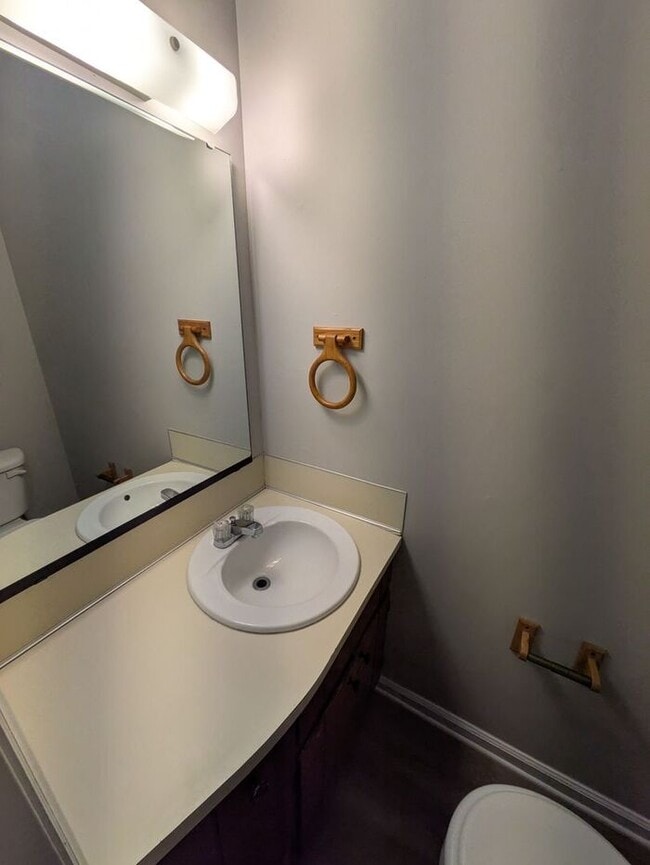 Foto del edificio - 2BD/1.5BA Townhome in Hickory