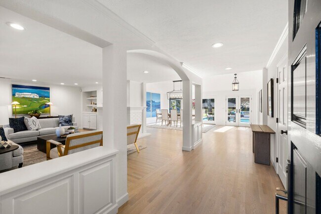 Foto del edificio - Impressive Sleepy Hollow Home on 1 Acre!  ...