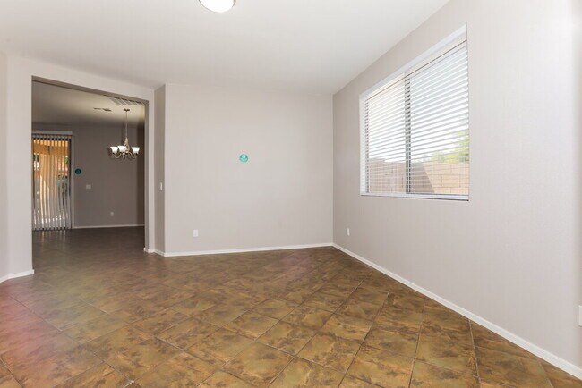 Foto del edificio - 45982 W Long Way