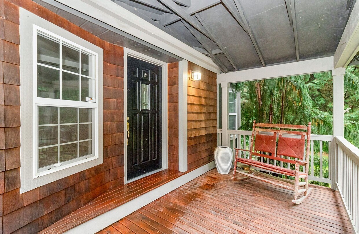 Primary Photo - Snohomish Rambler for Rent!