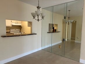 Building Photo - 519 Albee Farm Rd