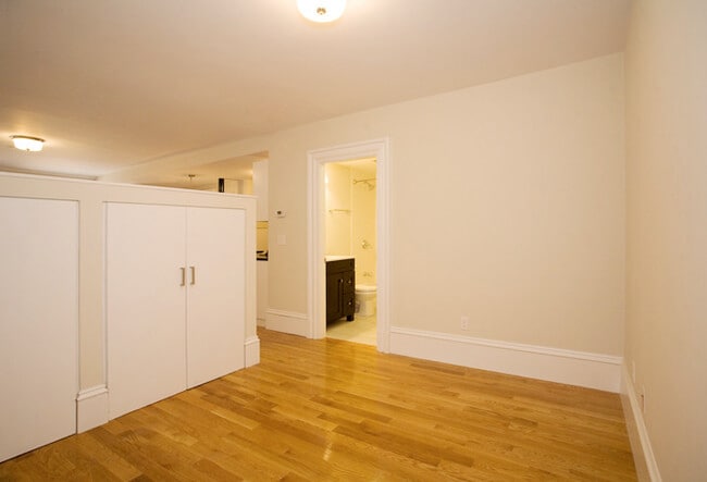 Photo - 658 Massachusetts Ave Apartment