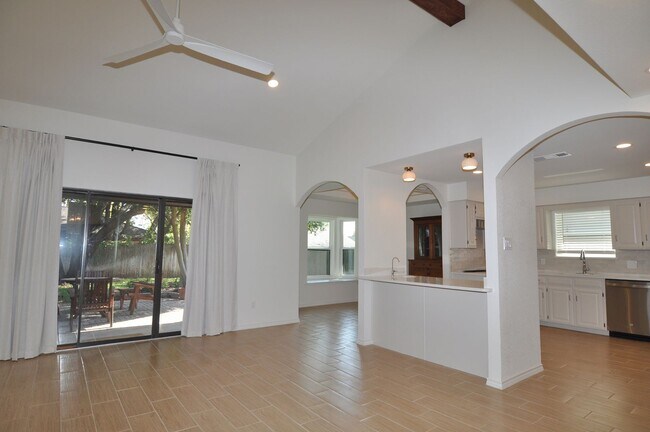 Foto del edificio - 3 Cimarron Dr